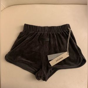 fear of God essentials womens shorts new with tag